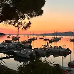 Perle De Giens Sur Presqu'ile De Giens 200 M De La Vue Exceptionnelle Ιέρ