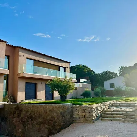 Perle De Giens Villa *