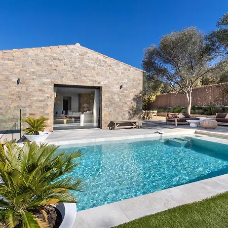 Perle De Giens Sur Presqu'ile 200 M De La Vue Exceptionnelle Villaprestige Azur Antilles Villa